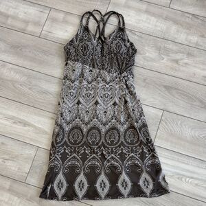 Athleta Women's Elegant 2012 Olive Color Patterned SunDress, size Medium